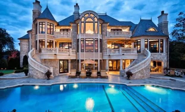 10套莊園式別墅，奢華典雅，媲美四合院