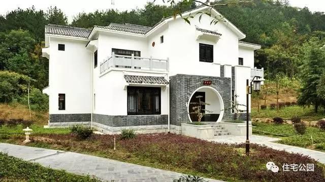 農村都沒人住了，可為什么卻還要花大錢蓋房子？