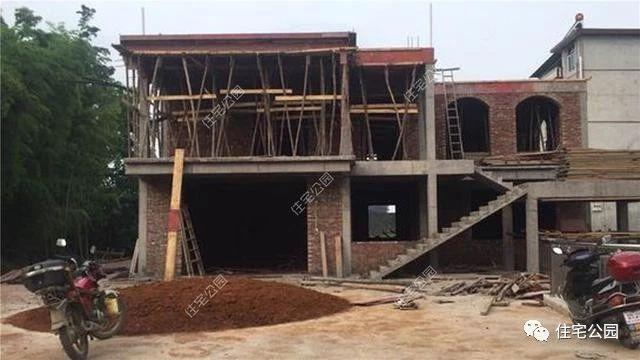 自建房帶超大庭院、泳池，看完都不想在城里買房了