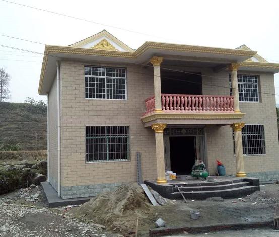 湖南21萬自建歐式別墅，引來全村圍觀仿建，真值！