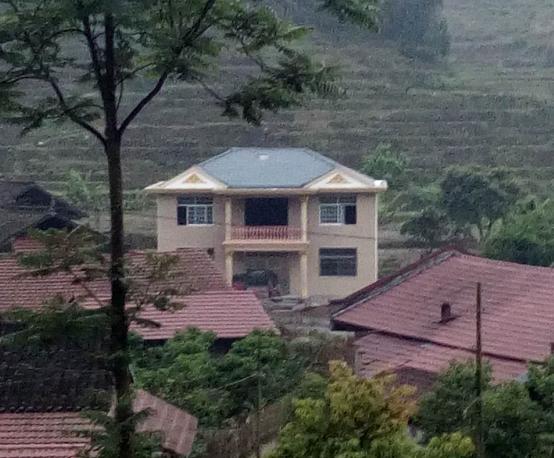 湖南21萬自建歐式別墅，引來全村圍觀仿建，真值！