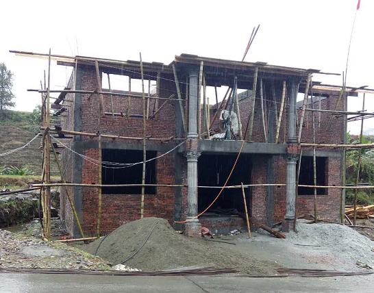 湖南21萬自建歐式別墅，引來全村圍觀仿建，真值！