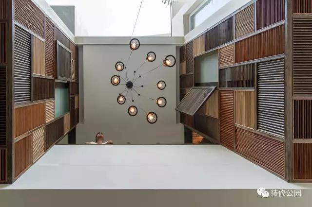 宅基地都是10米寬，人家的農村別墅戶型好，裝修棒，學不？