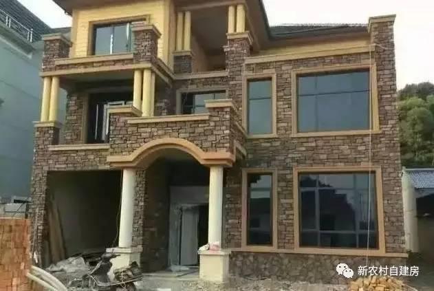 實拍農村已經建好的別墅戶型，完爆網上的效果圖