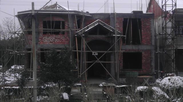 農村別墅建的太好看了，讓鄰居情何以堪