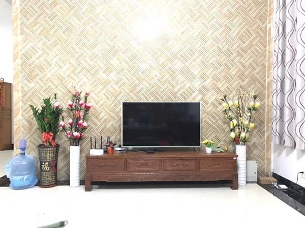 逃離深圳，我用70萬蓋了棟小別墅迎娶了白富美老婆