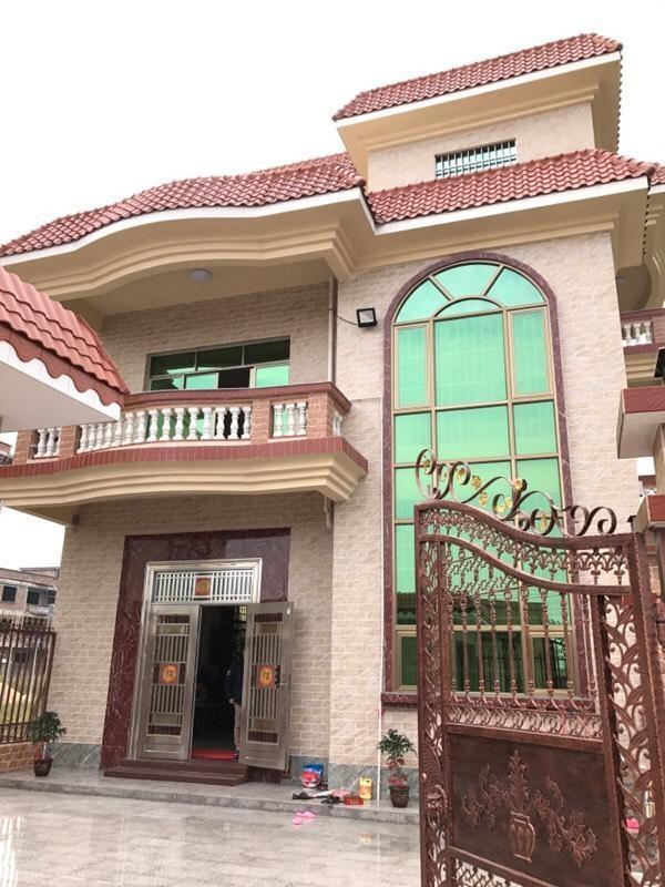 逃離深圳，我用70萬蓋了棟小別墅迎娶了白富美老婆