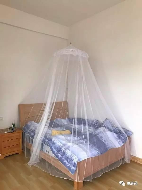 老板自建豪華洋氣的三層農(nóng)村別墅，不愧是福建的房子！