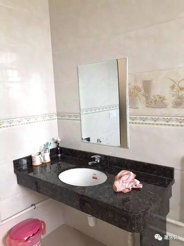 老板自建豪華洋氣的三層農(nóng)村別墅，不愧是福建的房子！