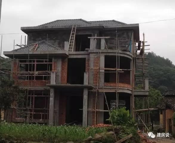 浙江網友自建三層農村別墅，引全村仿建倍有面子