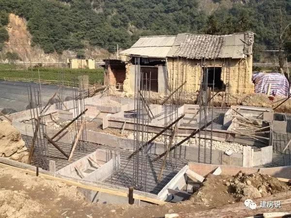 浙江網友自建三層農村別墅，引全村仿建倍有面子