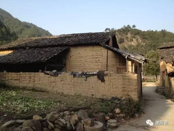 浙江網友自建三層農村別墅，引全村仿建倍有面子