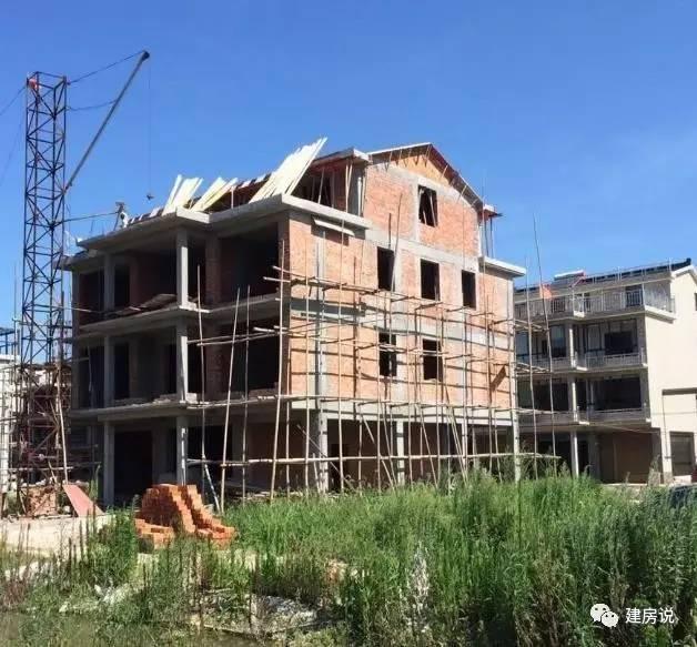 浙江網(wǎng)友自建四層農(nóng)村別墅，不愧是富庶之鄉(xiāng)的房子