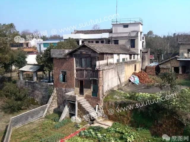 湖南小伙回鄉建三層大別墅，真的很漂亮！