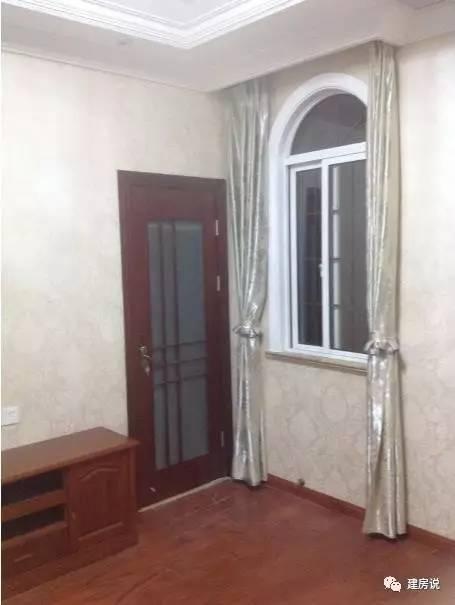 蘇州網(wǎng)友曬三層農(nóng)村別墅，帶洋氣花園很有格局