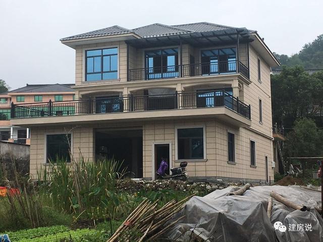 鏡頭下的漂亮房子，城里人都驚嘆農村住上了別墅