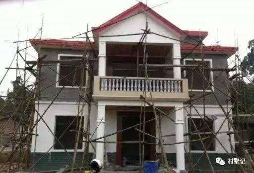 25萬建二層農(nóng)村別墅，圓了媳婦兒的別墅夢
