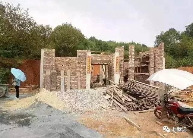 實拍現(xiàn)在的農(nóng)村二層別墅,人人都能建