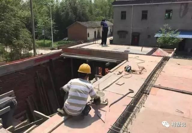 20萬將舊房子翻蓋成農村別墅，村長都點贊