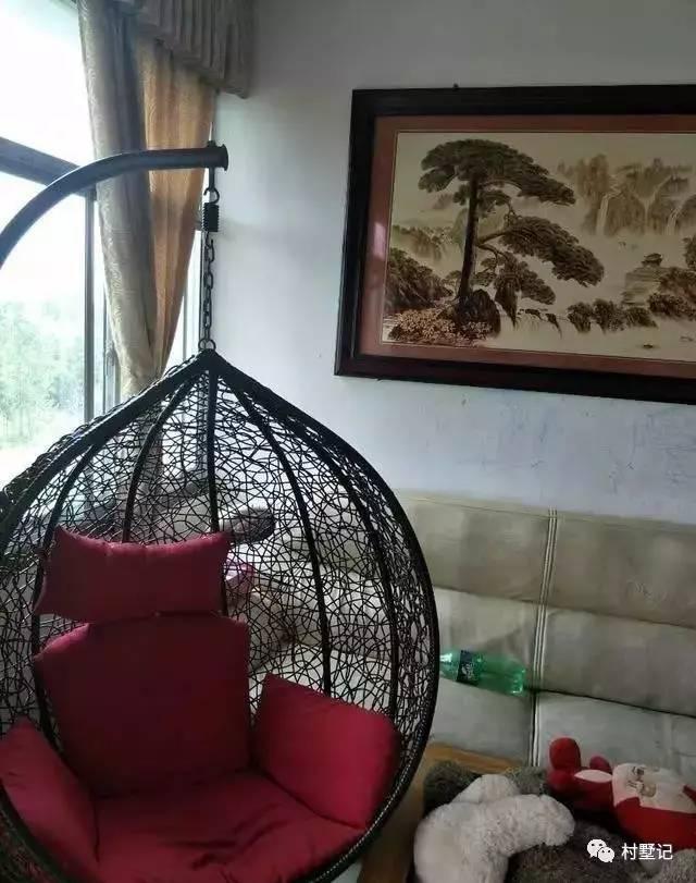 有錢(qián)有地就建農(nóng)村別墅，花花草草大院子居住格外舒適