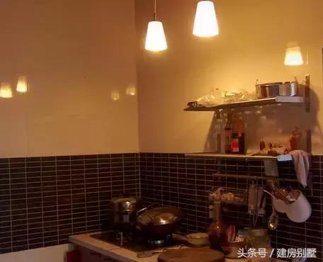 四川15萬自建二層平頂房，被贊為史上最時尚的農村別墅