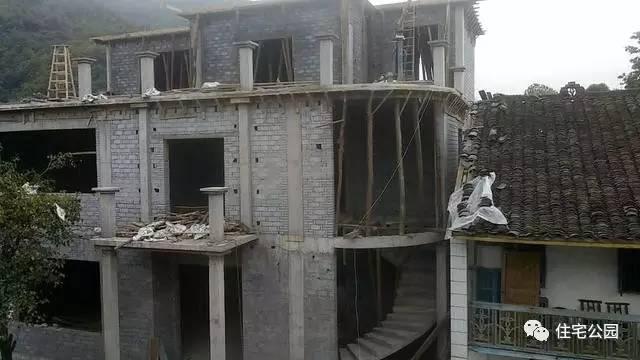 拒絕房奴，80后湖南小伙自建3層框架別墅，造價(jià)你想不到！