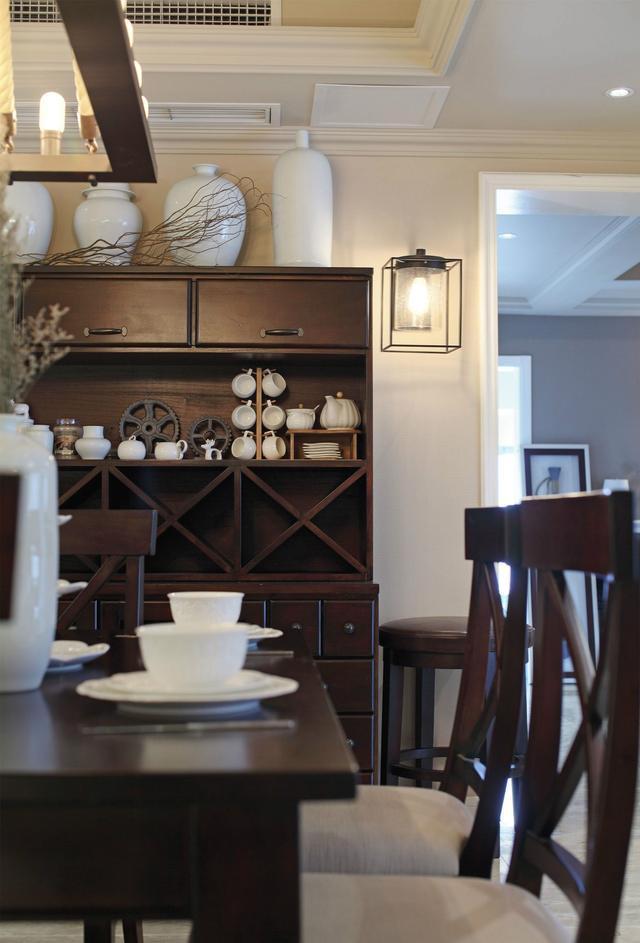 雙胞胎兒子結婚！鄭州某富豪裝兩套300平別墅作為婚房！