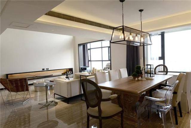 云溪花園，現(xiàn)代簡(jiǎn)約別墅裝修，挑空的設(shè)計(jì)也很美！