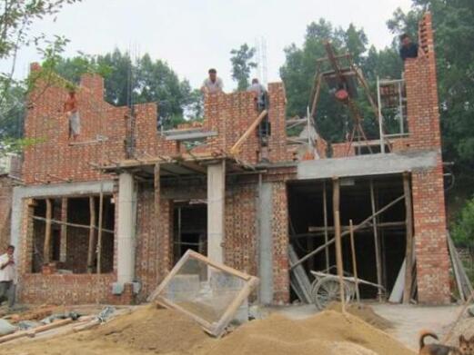 實拍農村小別墅建造全過程，只用了18萬！