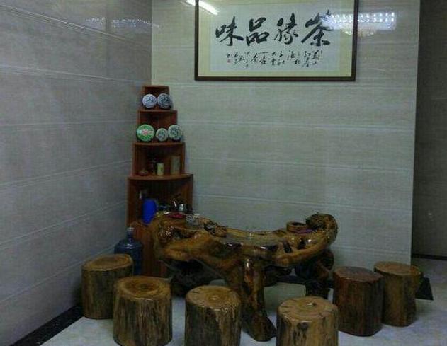 婆家三層小別墅總算蓋好了，光看這外表已經是村里第一大戶了！