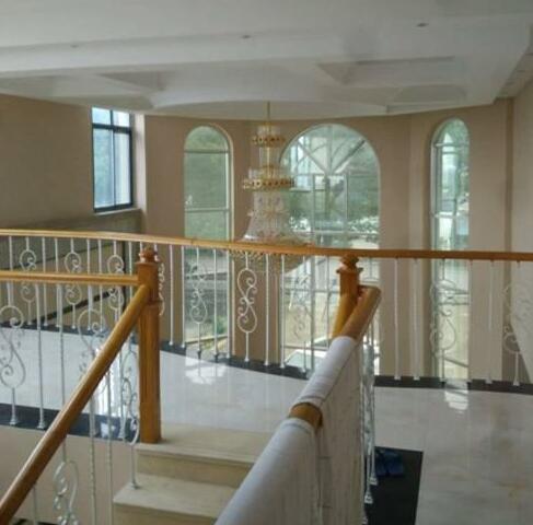 曬曬農(nóng)村200萬大別墅，你見過這么霸氣奢華的房子嗎？