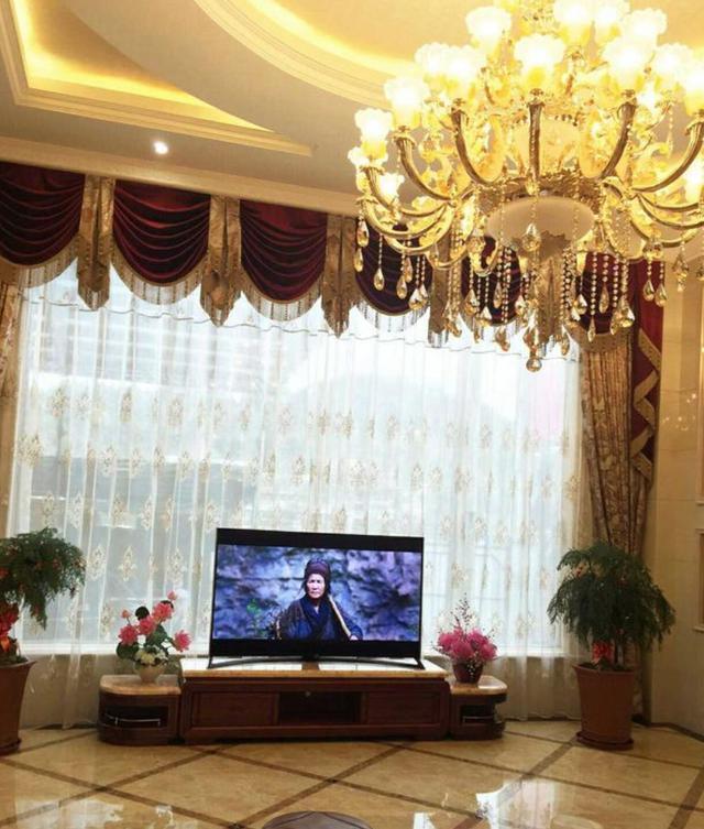 老爸花40W在農(nóng)村蓋這棟別墅，找我相親的姑娘都踏破門檻了！