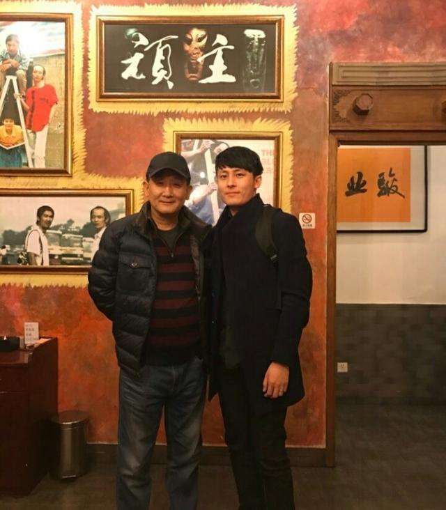 十米陋室變二層兩室一廳迷你別墅，驚人！