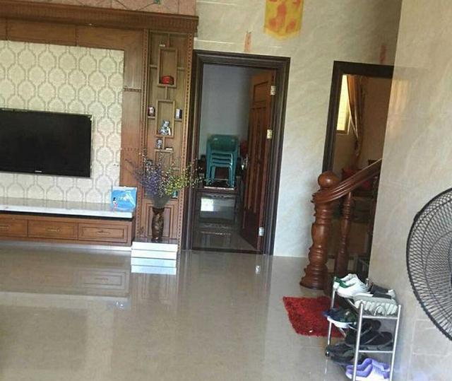 老公鄉下自蓋的小四層樓房，裝修堪比別墅棒呆了，特別喜歡陽臺！