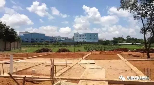 農村自建房基礎施工這么做才能又穩又安全，別再花冤枉錢了