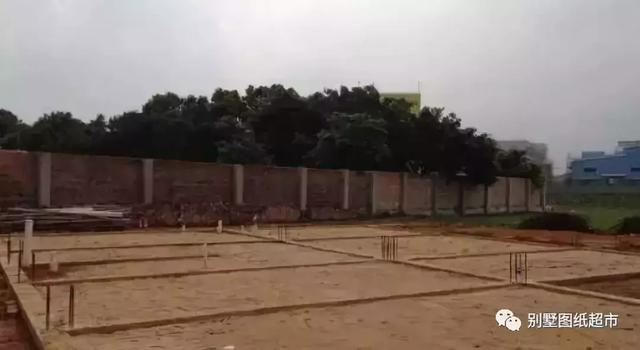 農村自建房基礎施工這么做才能又穩又安全，別再花冤枉錢了