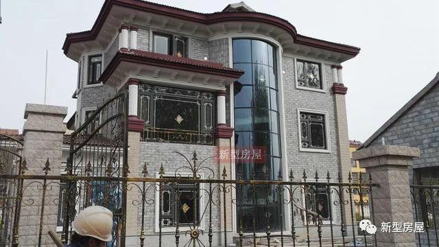 幾棟完工的農村房屋實拍照片，一棟賽一棟的漂亮