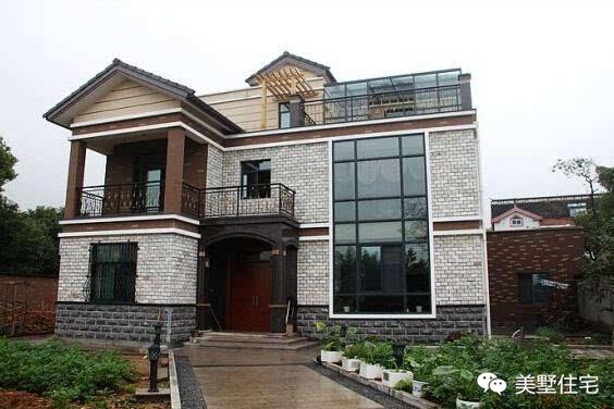 90后小伙自建三層別墅，丈母娘歡喜的不要不要的