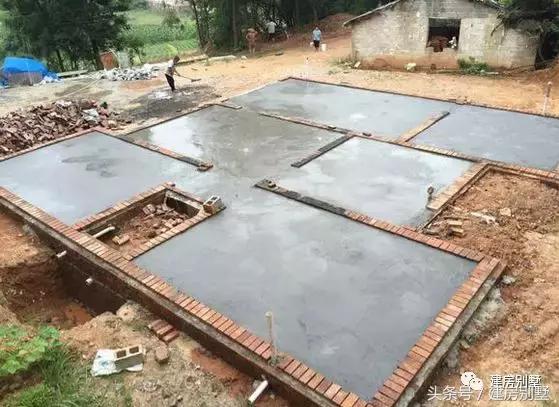 曬曬我家和表哥家的自建房，有設(shè)計和沒設(shè)計區(qū)別真大