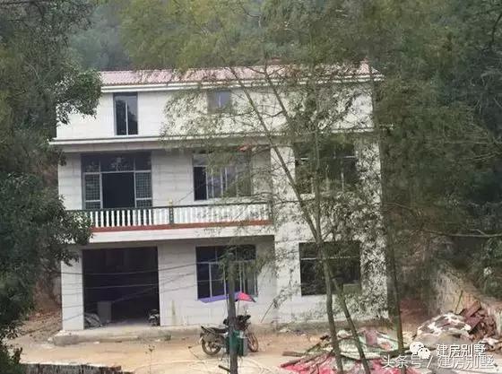 曬曬我家和表哥家的自建房，有設(shè)計和沒設(shè)計區(qū)別真大