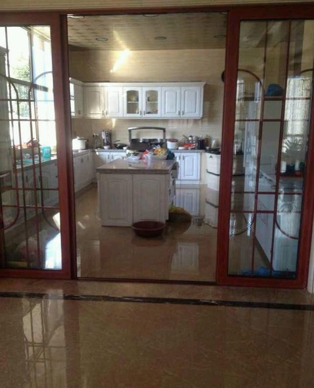 曬曬我家2000平山村小別墅，光裝修花了200多萬！