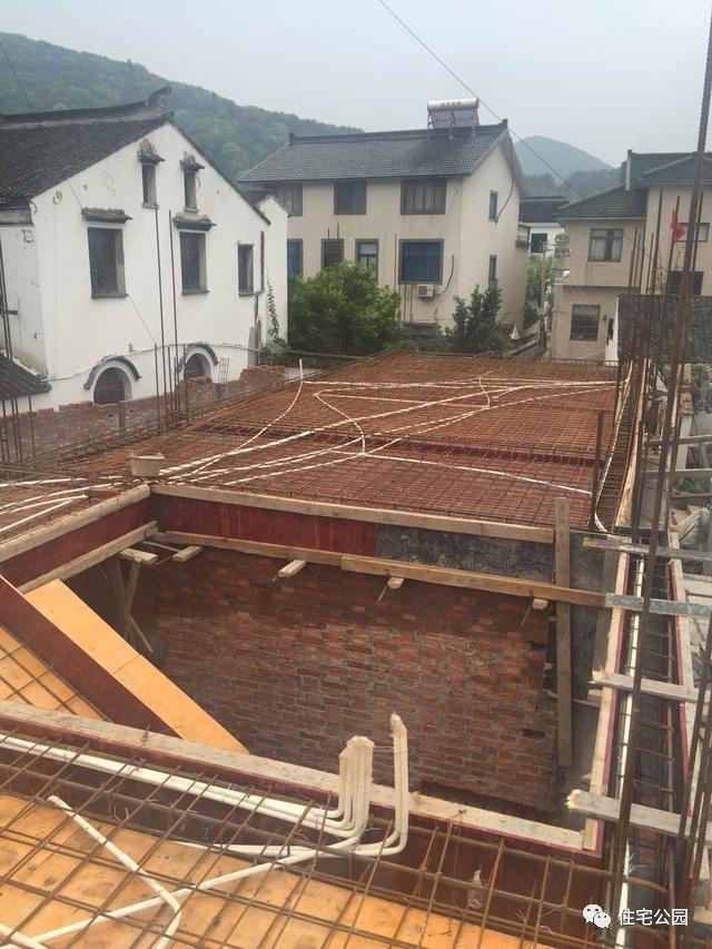 實(shí)拍江蘇農(nóng)村自建別墅，這房子城里人奮斗一生也住不起！