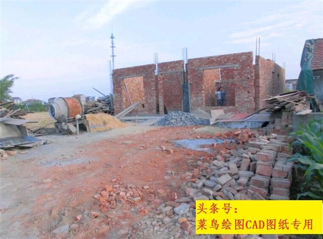 21萬建3層別墅，戶型方正簡潔大方，房間尺度適宜合理帶大陽臺