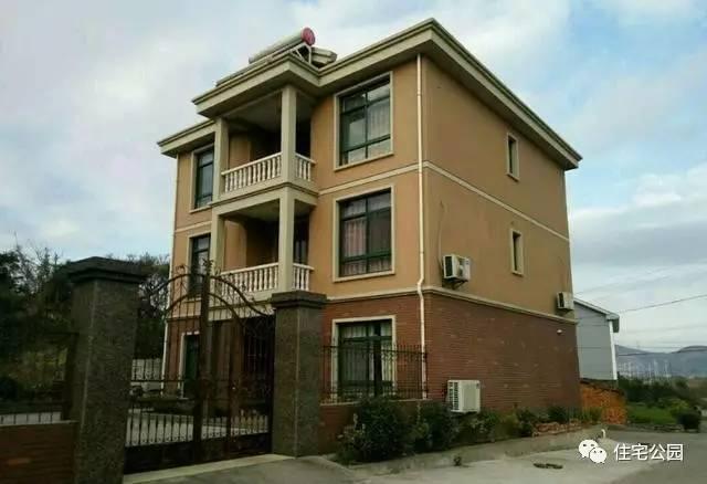 網友曬別墅12X10米，380平，內設7臥室！