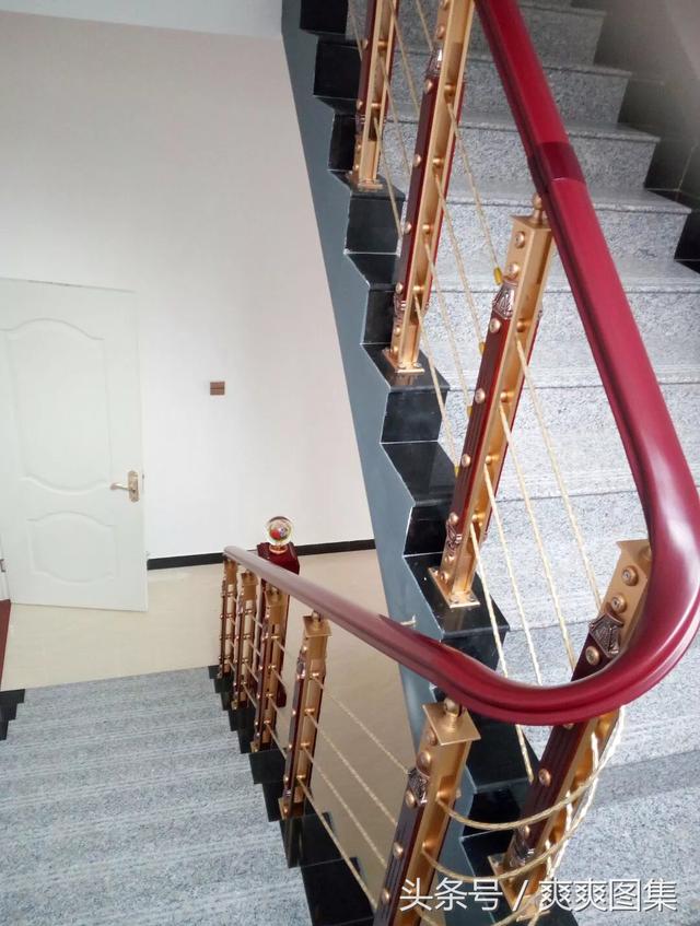 自己在農村建的小別墅 城里200萬都買不到 羨慕吧