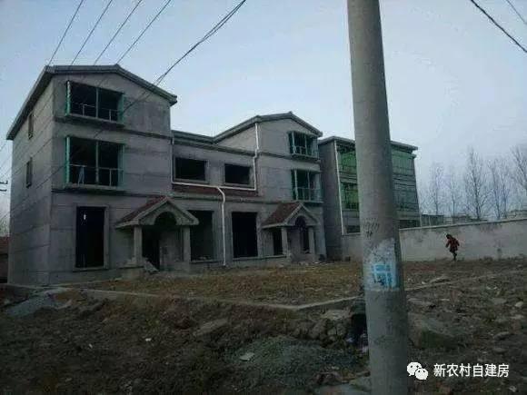 40萬兄弟合建雙拼別墅，施工全程實拍，含平面