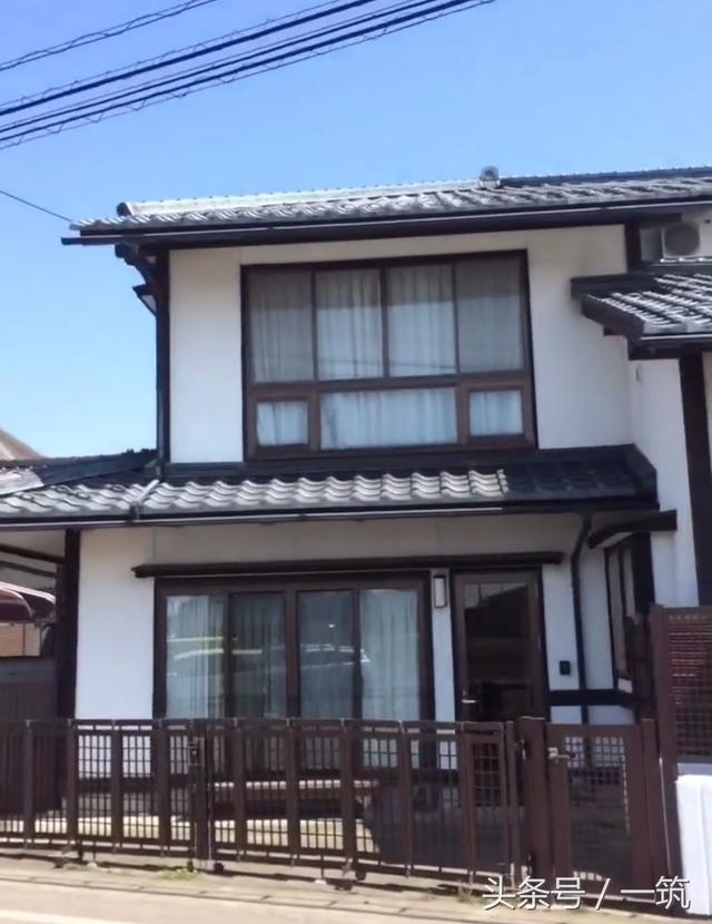 日本農(nóng)村的房子更像是別墅還有著中國(guó)風(fēng)格