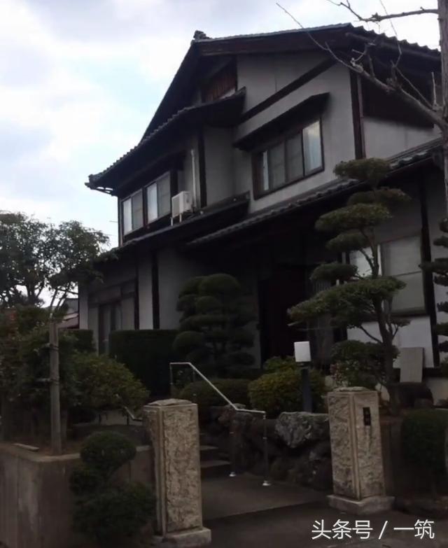 日本農(nóng)村的房子更像是別墅還有著中國(guó)風(fēng)格