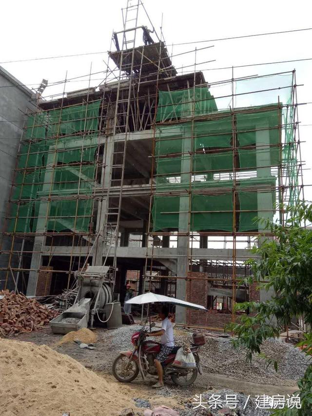 戶主看到實物感覺一切都值了，實拍農村別墅建造全程
