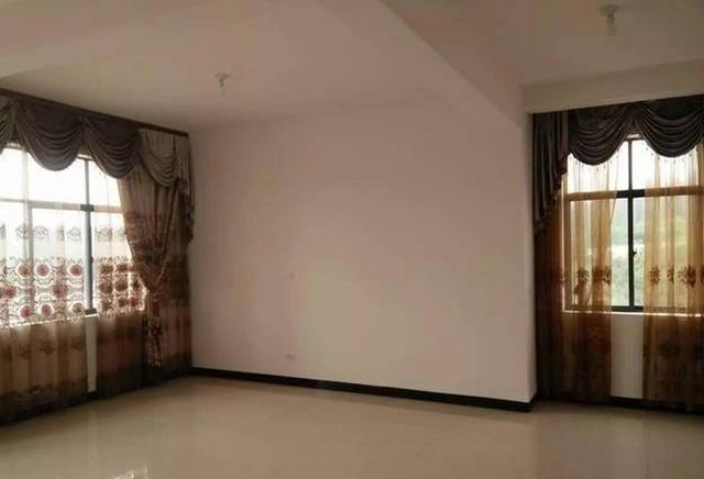 花光積蓄在老家建個(gè)別墅，前前后后花掉70萬(wàn)，大家看可值得？